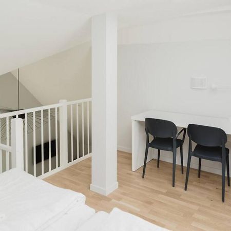 Апартаменти Sk67 Modern And Bright Loft With Free Parking Лідінґйо Екстер'єр фото