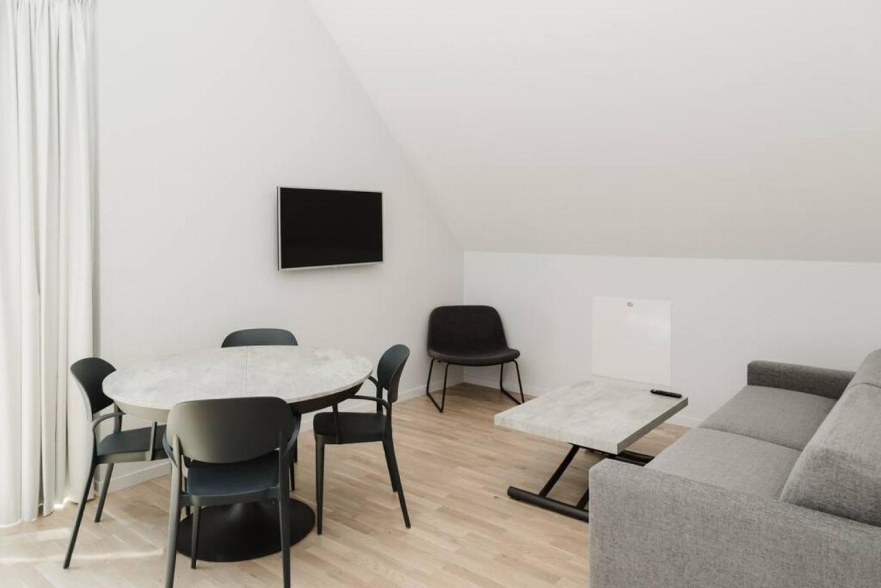 Апартаменти Sk67 Modern And Bright Loft With Free Parking Лідінґйо Екстер'єр фото